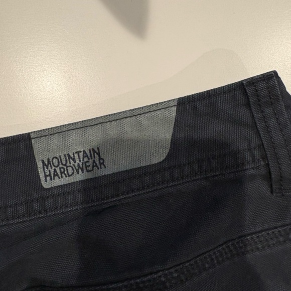 Mountain Hardwear Black Canvas Outdoor Hiking Shorts Men’s Size 36/10 - Picture 3 of 5
